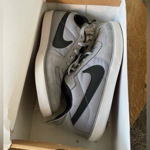 Nike SB Mavrk 13